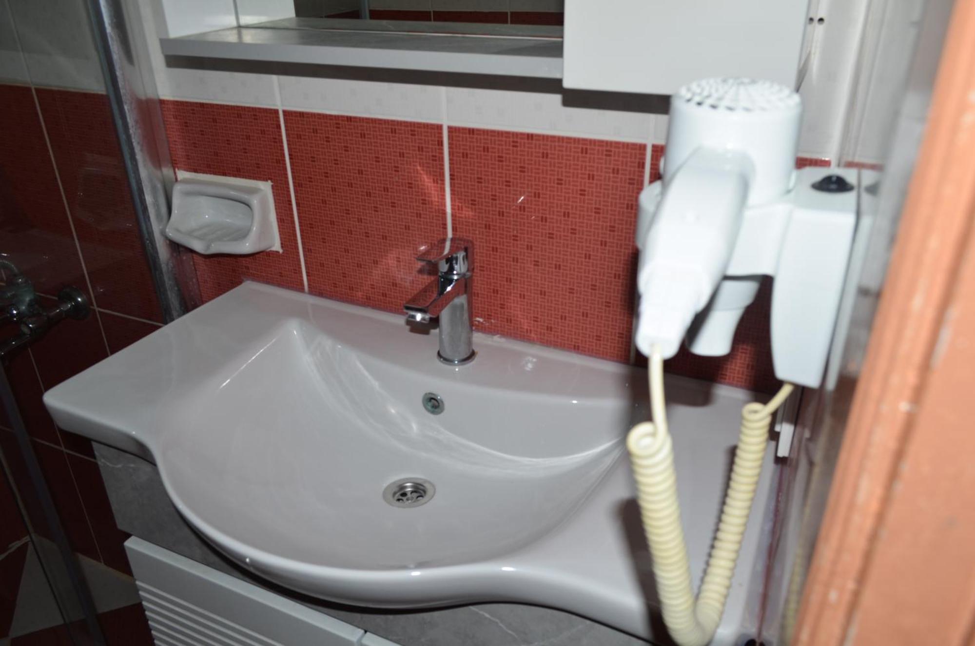 Dilhan Hotel Мармарис Экстерьер фото